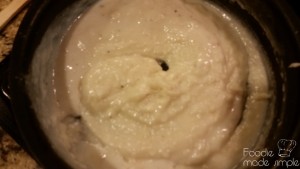 Southern-Style White Gravy 5